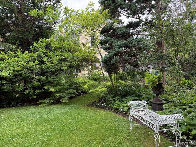 260 Summer Street 1, Buffalo, NY 14222