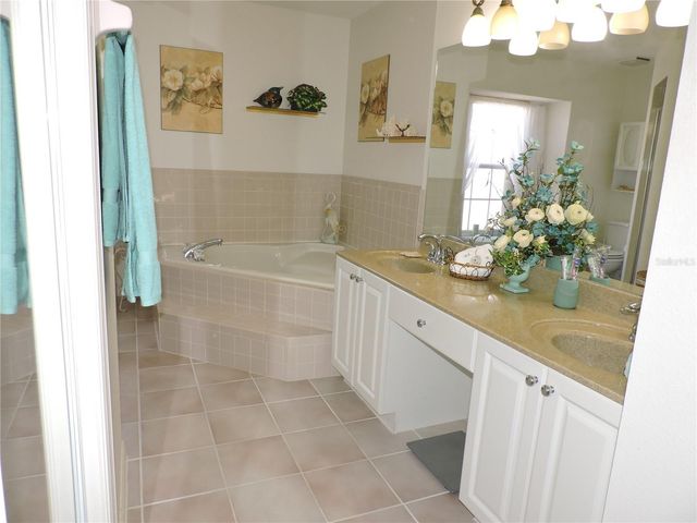 1010 DESTIN DRIVE, Lake Wales, FL 33898