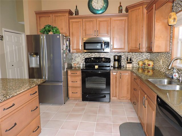 1010 DESTIN DRIVE, Lake Wales, FL 33898