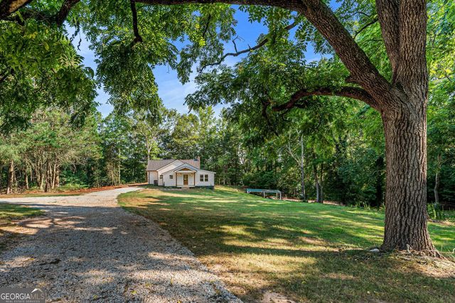 182 Cherry Rose Lane, Hartwell, GA 30643