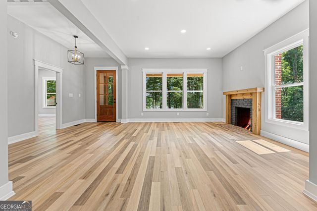 182 Cherry Rose Lane, Hartwell, GA 30643
