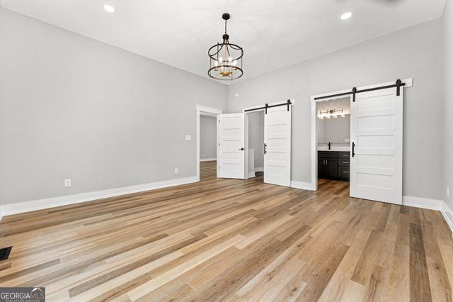 182 Cherry Rose Lane, Hartwell, GA 30643
