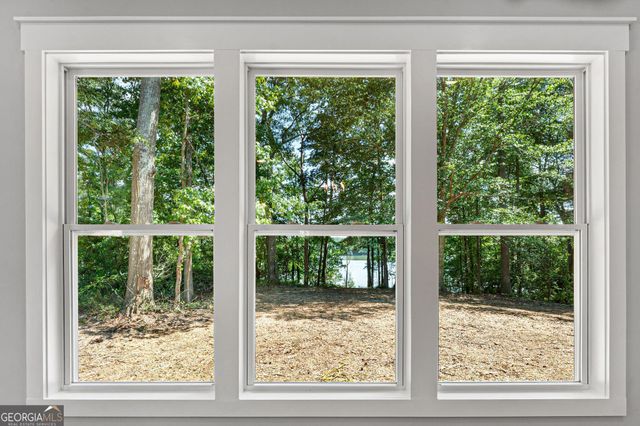 182 Cherry Rose Lane, Hartwell, GA 30643