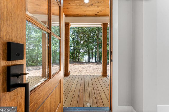 182 Cherry Rose Lane, Hartwell, GA 30643