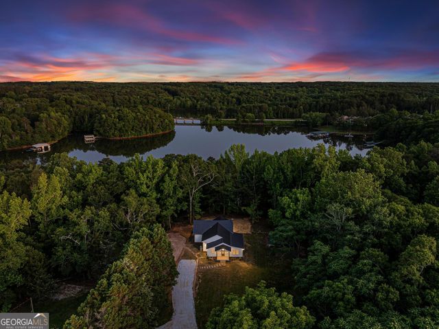 182 Cherry Rose Lane, Hartwell, GA 30643