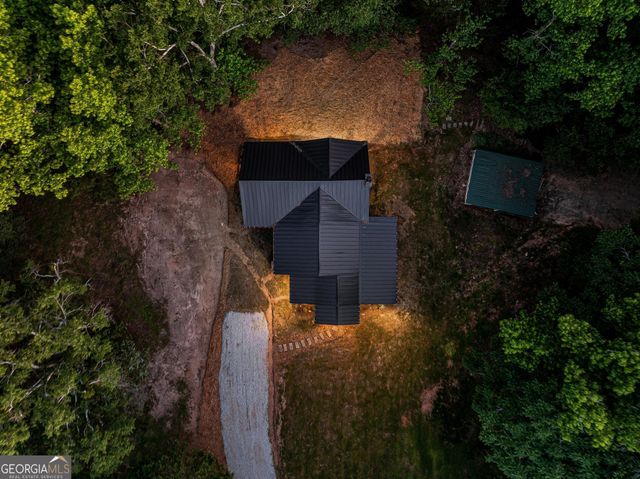 182 Cherry Rose Lane, Hartwell, GA 30643