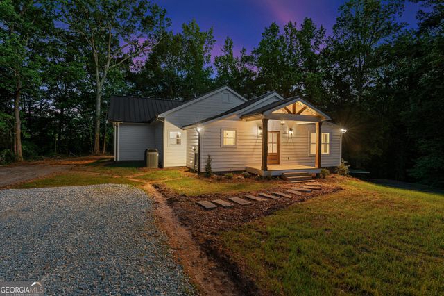 182 Cherry Rose Lane, Hartwell, GA 30643
