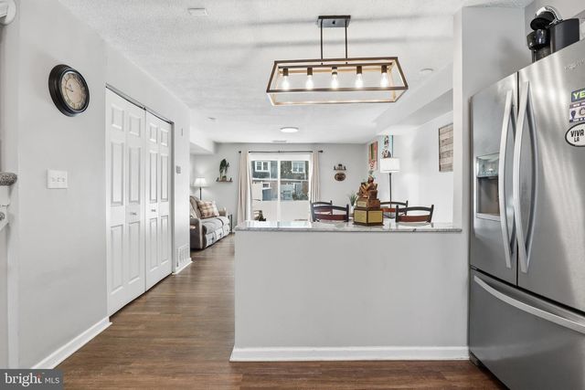 1752 DEVERS RD, York, PA 17404