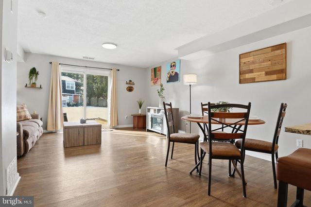 1752 DEVERS RD, York, PA 17404