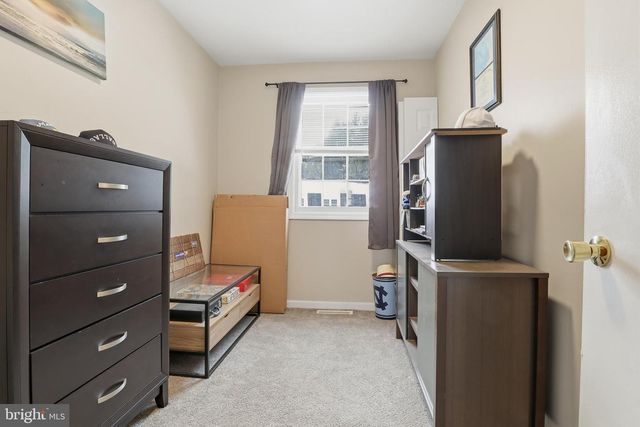 1752 DEVERS RD, York, PA 17404