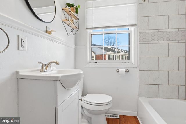 1752 DEVERS RD, York, PA 17404