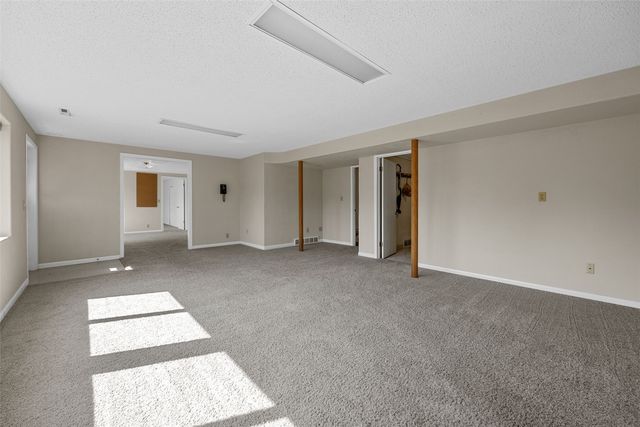 20 N 1st Avenue, Iowa City, IA 52245