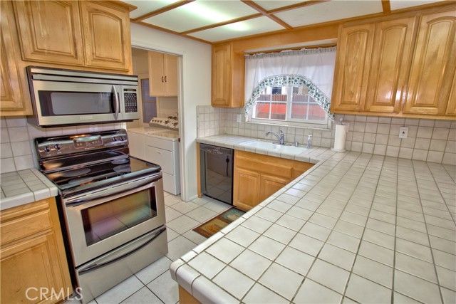 5338 Knoxville, Lakewood, CA 90713