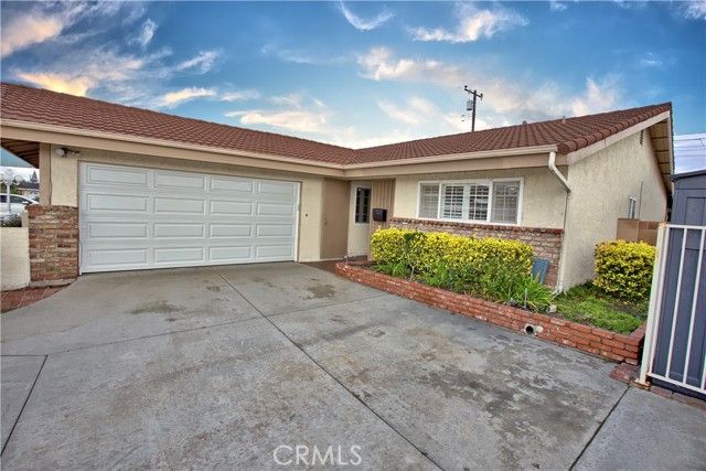 5338 Knoxville, Lakewood, CA 90713