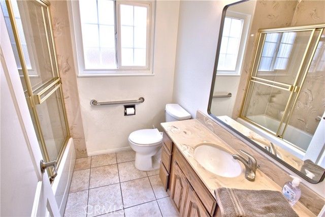 5338 Knoxville, Lakewood, CA 90713