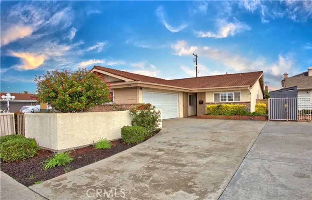 5338 Knoxville, Lakewood, CA 90713