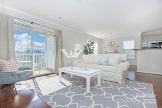 1075 Triece Lane, Charlotte, NC 28215
