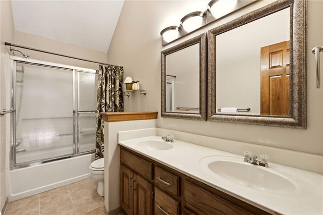2825 N 103rd Street, Kansas City, KS 66109