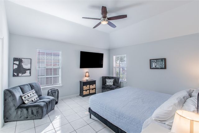 4720 San Jacinto Street, Dallas, TX 75204