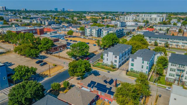 4720 San Jacinto Street, Dallas, TX 75204