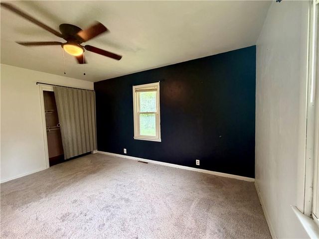 205 Hostetter Street, Buckner, MO 64016