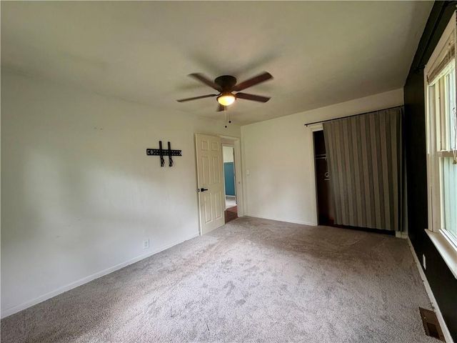 205 Hostetter Street, Buckner, MO 64016