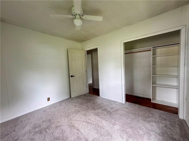 205 Hostetter Street, Buckner, MO 64016