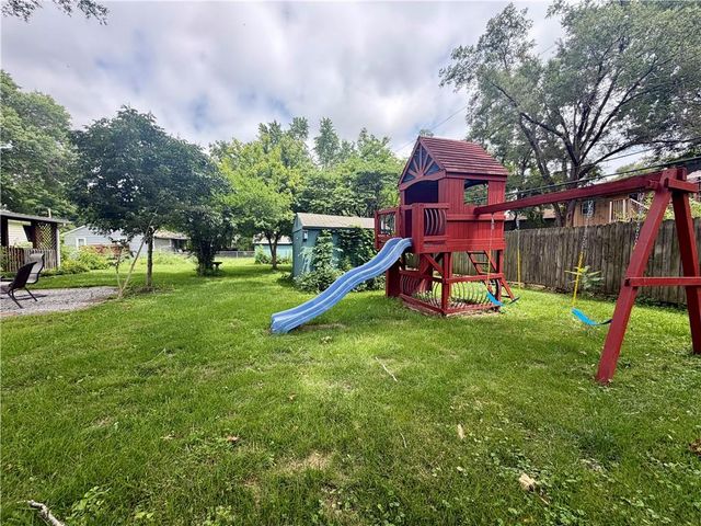205 Hostetter Street, Buckner, MO 64016