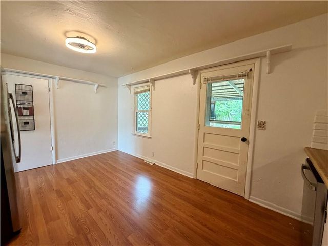 205 Hostetter Street, Buckner, MO 64016