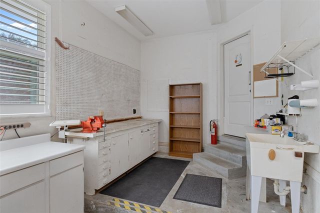 35 CAPTAINS COVE ROAD, Inglis, FL 34449