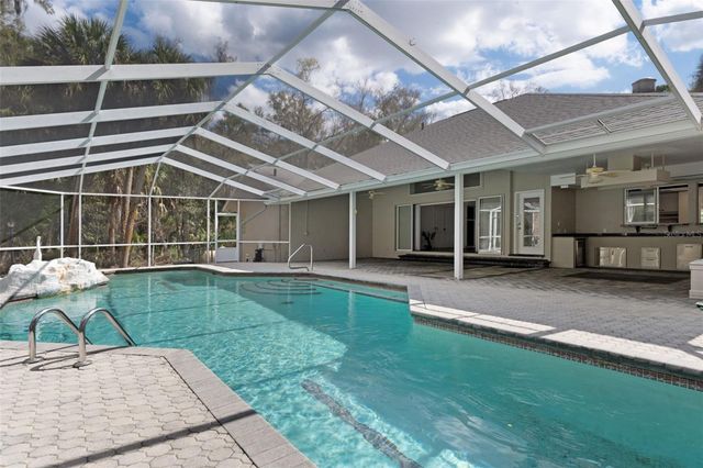 35 CAPTAINS COVE ROAD, Inglis, FL 34449