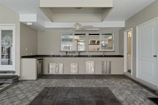 35 CAPTAINS COVE ROAD, Inglis, FL 34449