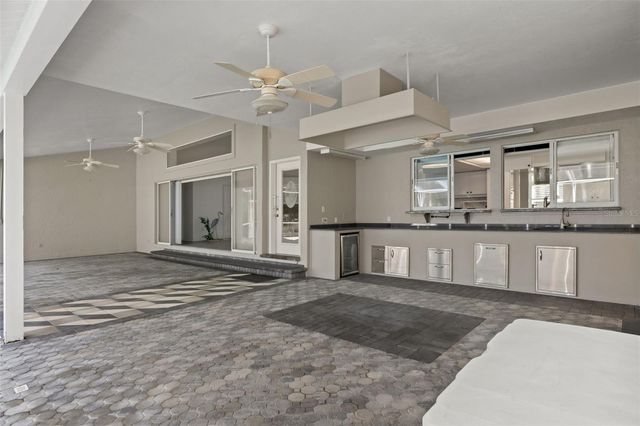 35 CAPTAINS COVE ROAD, Inglis, FL 34449