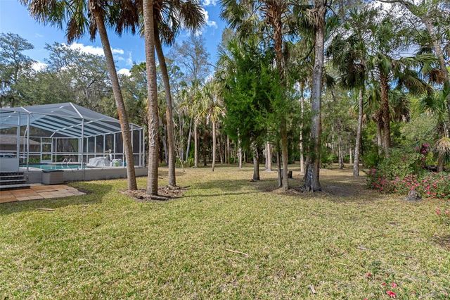 35 CAPTAINS COVE ROAD, Inglis, FL 34449