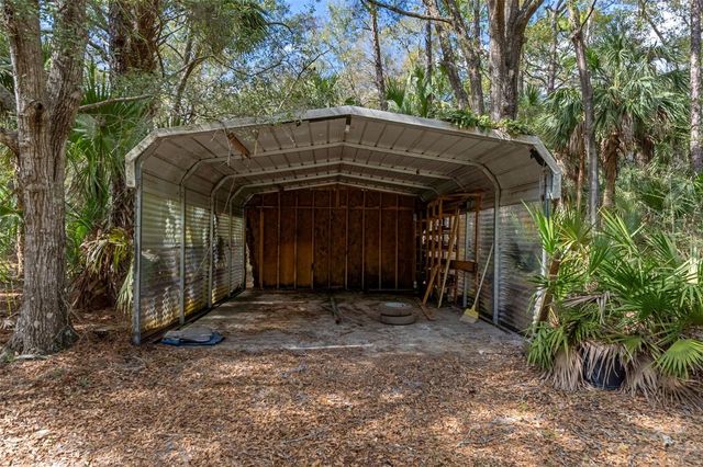 35 CAPTAINS COVE ROAD, Inglis, FL 34449