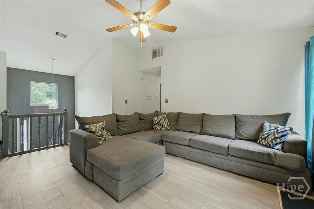 7106 Oakwood Circle, Rex, GA 30273