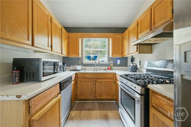 7106 Oakwood Circle, Rex, GA 30273