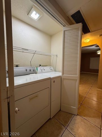 1403 SANTA MARGARITA Street D, Las Vegas, NV 89146
