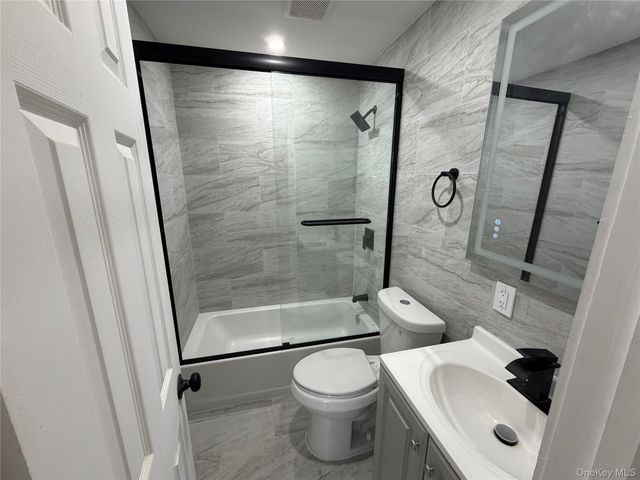 8815 215th Place Apt 1, Queens Village, NY 11427