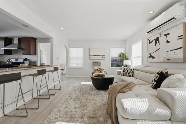 2860 Daisy, Long Beach, CA 90806