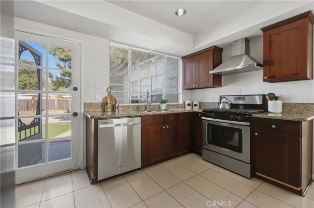 2860 Daisy, Long Beach, CA 90806