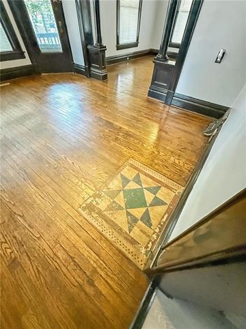 541 W 2ND Street, Maryville, MO 64468