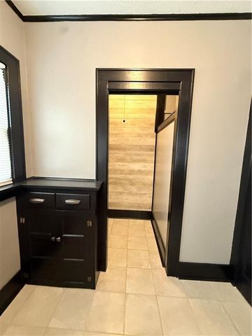 541 W 2ND Street, Maryville, MO 64468