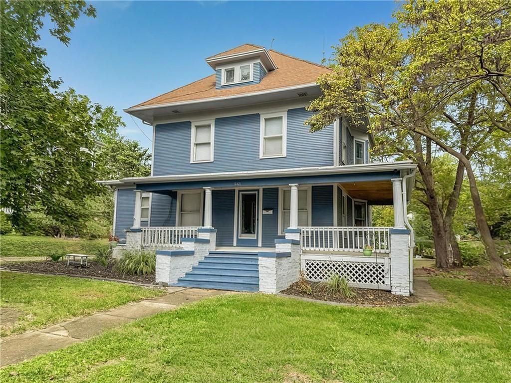 541 W 2ND Street, Maryville, MO 64468