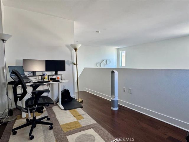 4211 Redwood Avenue 408, Los Angeles, CA 90066