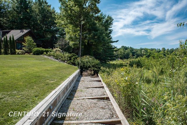 33 Ferro Street, Sanford, MI 48657