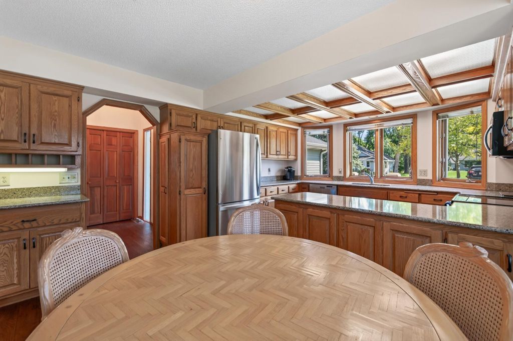 1144 Lois Court, Shoreview, MN 55126 — photo 5