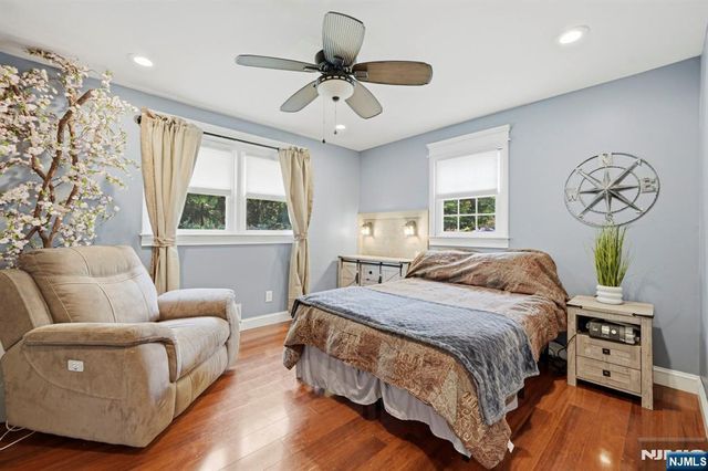 52 Barbara Drive, Pompton Lakes, NJ 07442