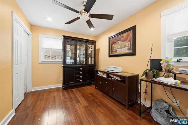 52 Barbara Drive, Pompton Lakes, NJ 07442