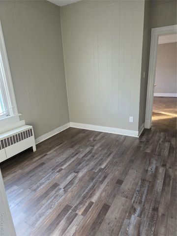 18 Davis Street, Poughkeepsie, NY 12601